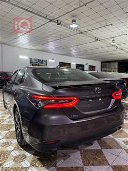 تۆیۆتا کامری